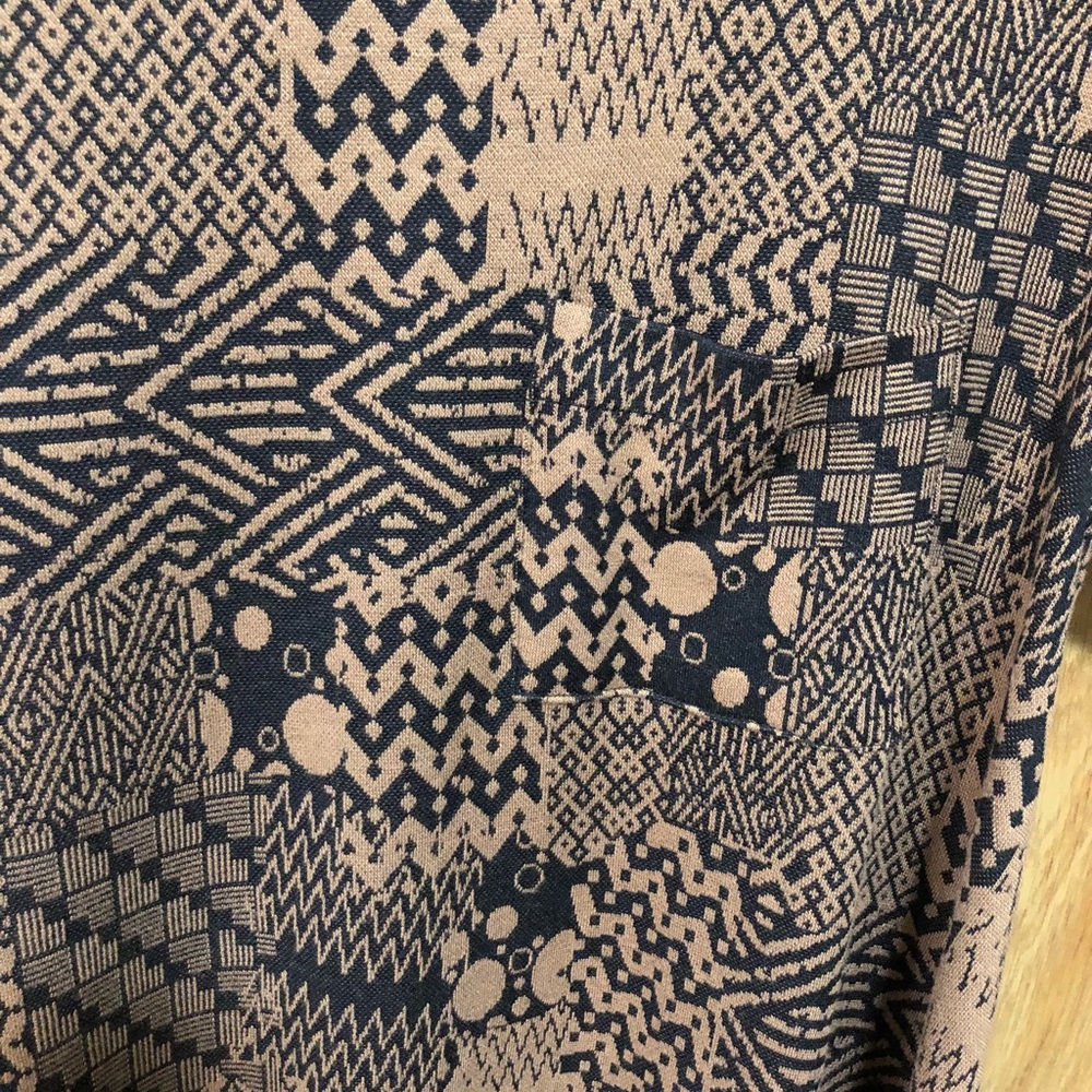 Lularoe Carly XS. Never worn.